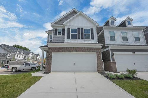 601-5982 Whitley Dr, Columbus, OH, 43230 | Card Image
