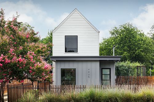 1-4425 Jinx Ave, Austin, TX, 78745-1026 | Card Image