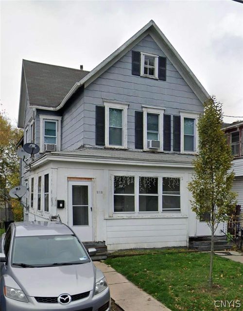 171 Briggs St, Syracuse, NY, 13208-2351 | Card Image