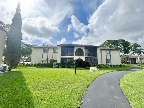 b-2-132 Lake Pine Cir, Greenacres, FL, 33463-5539 | Card Image
