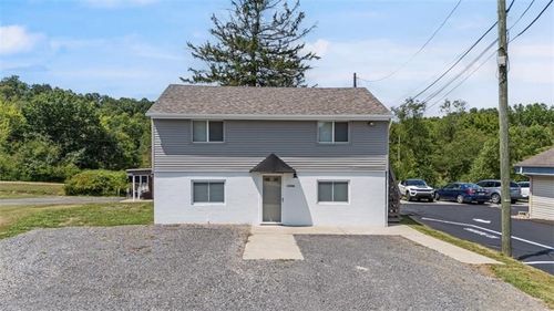 1122 Pittsburgh Rd, Valencia, PA, 16059-1930 | Card Image