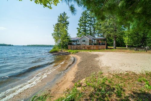 601B Hughes Landing Rd, Cloyne, ON, K0H1K0 | Card Image