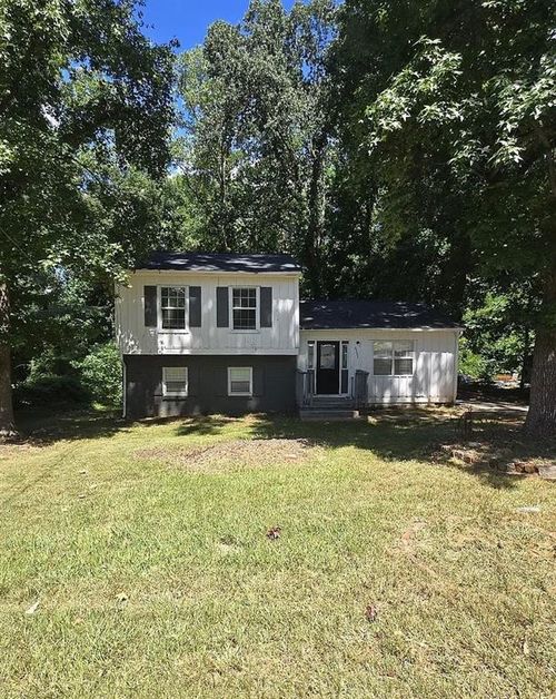 6233 Bermuda St, Forest Park, GA, 30297-4266 | Card Image