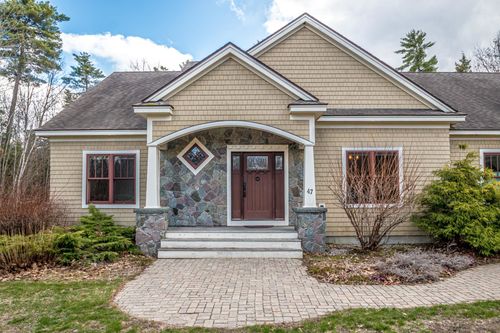 47 Oxbow Ln, Albany, NH, 03818-6056 | Card Image