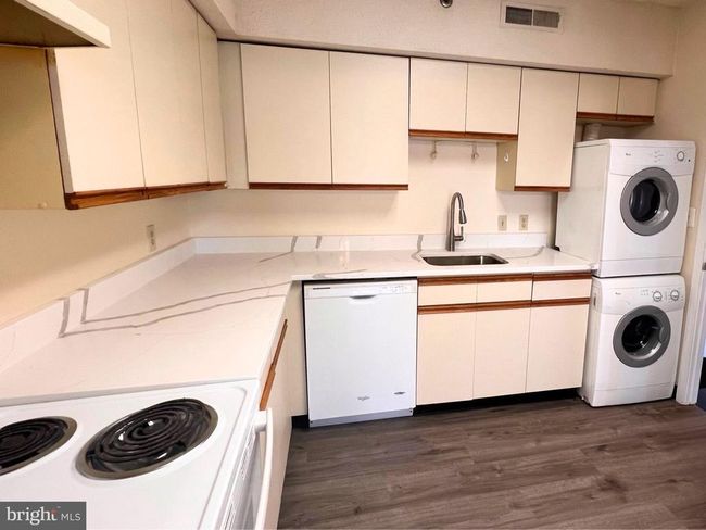 APT-907N - 5505 Seminary Rd, Condo with 1 bedrooms, 1 bathrooms and null parking in FALLS CHURCH VA | Image 9