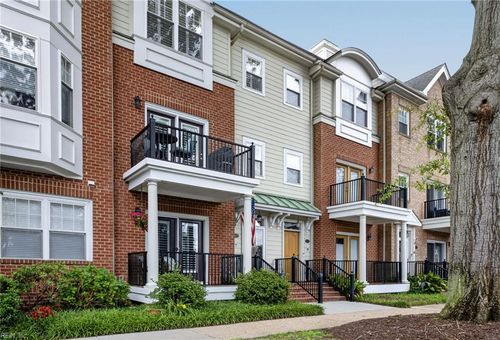 929 Bolling Ave, Norfolk, VA, 23508-1601 | Card Image