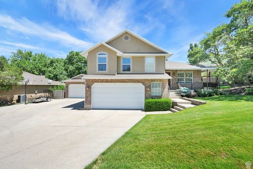 2779 E 3575 N, Layton, UT, 84040-8427 | Card Image
