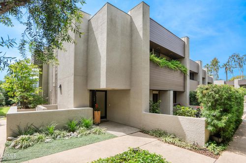 108 S Grand Ave, Pasadena, CA, 91105-1657 | Card Image