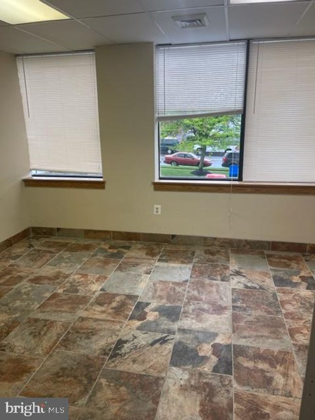 FL-2ND - 2875 Towerview Rd, Home with 0 bedrooms, 0 bathrooms and null parking in Herndon VA | Image 39