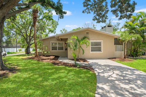 4247 Helena St Ne, ST PETERSBURG, FL, 33703-5450 | Card Image