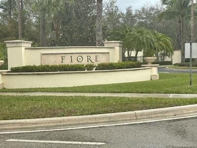 6301 - 6301 Myrtlewood Circle W, Condo with 3 bedrooms, 2 bathrooms and null parking in Palm Beach Gardens FL | Image 1