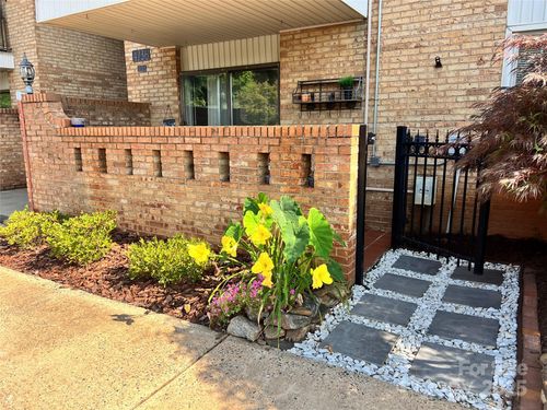 unit-k-4736 Hedgemore Dr, Charlotte, NC, 28209-3186 | Card Image