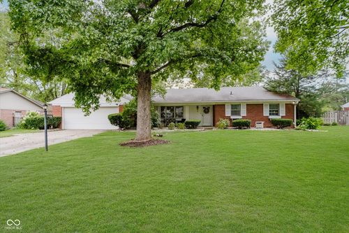 6336 Green Leaves Rd, Indianapolis, IN, 46220-4813 | Card Image