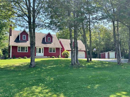 86 Wharf Rock Rd, Liverpool, NS, B0T1K0 | Card Image