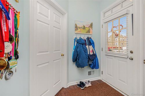 50223 Monroe St, Canton, MI, 48188-6733 | Card Image