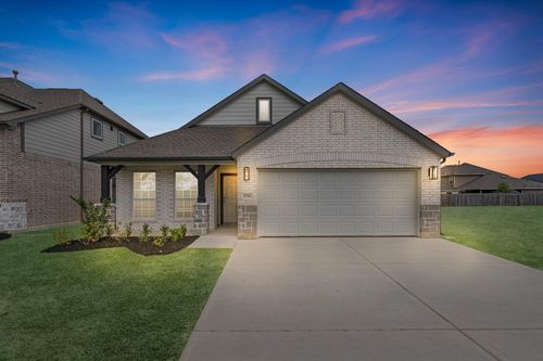 1711 Pecan Woods Ln, Conroe, TX, 77301-0015 | Card Image