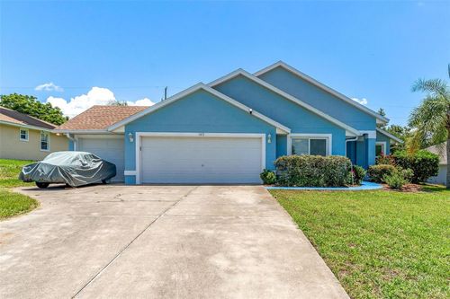 1412 Cove Pl, Tavares, FL, 32778-2952 | Card Image