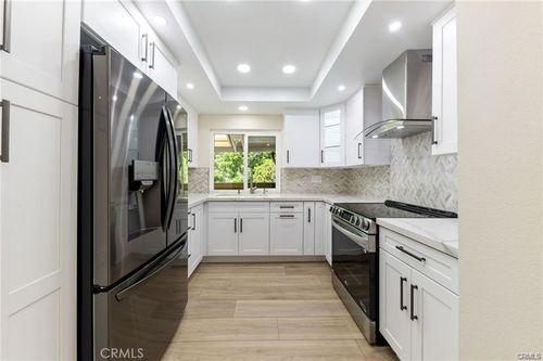 13640 La Jolla, La Mirada, CA, 90638 | Card Image