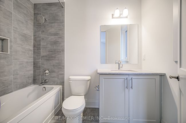 31 Bayberry Dr, House other with 4 bedrooms, 4 bathrooms and 4 parking in Tottenham ON | Image 41