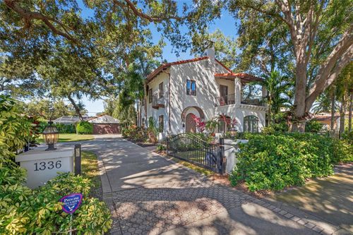 1336 Indian Rocks Rd, BELLEAIR, FL, 33756-1058 | Card Image