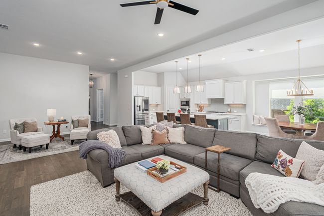15745 Carnation Rd, House other with 4 bedrooms, 3 bathrooms and null parking in Frisco TX | Image 8