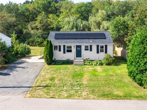 86 Hancock Dr, North Kingstown, RI, 02852-1809 | Card Image