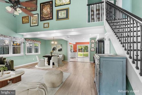 18 Holmes Ln, Evesham, NJ, 08053-1912 | Card Image