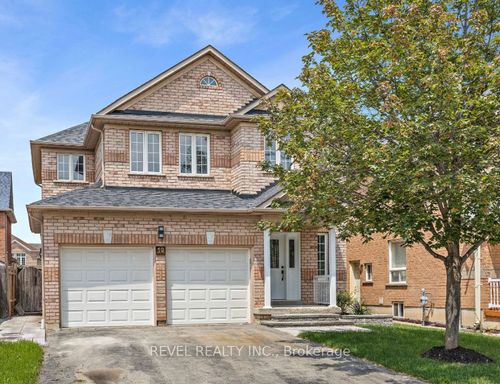 main-19 Masters Green Cres, Brampton, ON, L7A3K3 | Card Image