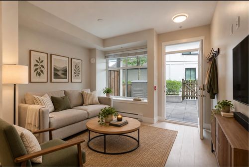 13-5152 Canada Way, Burnaby, BC, V5E0C3 | Card Image