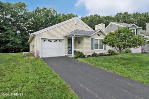 12 Cottonwood Dr, BARNEGAT, NJ, 08005-3136 | Card Image