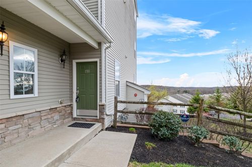 1701 Hawthorn Way, New Windsor, NY, 12553-4787 | Card Image