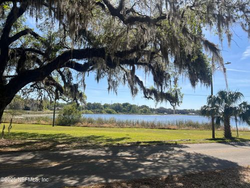 710 Grand Rondo W, Crescent City, FL, 32112-2153 | Card Image