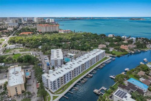 210-1703 N Tamiami Trl, SARASOTA, FL, 34234-8359 | Card Image