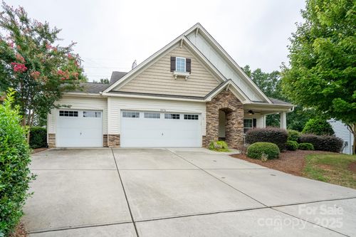 61-2496 Bergamot St, Tega Cay, SC, 29708-0100 | Card Image