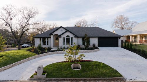 270 Chaparral St, Meadowlakes, TX, 78654-6423 | Card Image