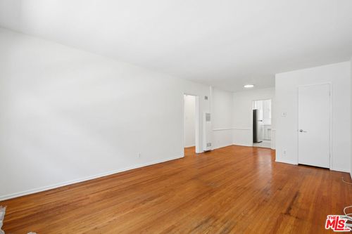 3-1138 S Sherbourne Drive, Los Angeles, CA, 90035 | Card Image
