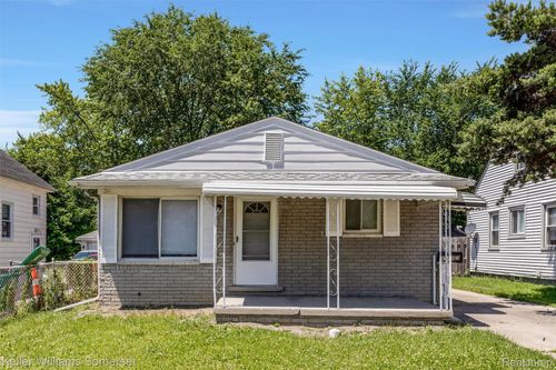 22487 Donald Avenue, Eastpointe, MI, 48021 | Card Image