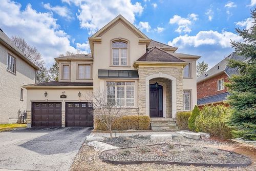 1011 Nellie Little Cres, Newmarket, ON, L3X3E6 | Card Image