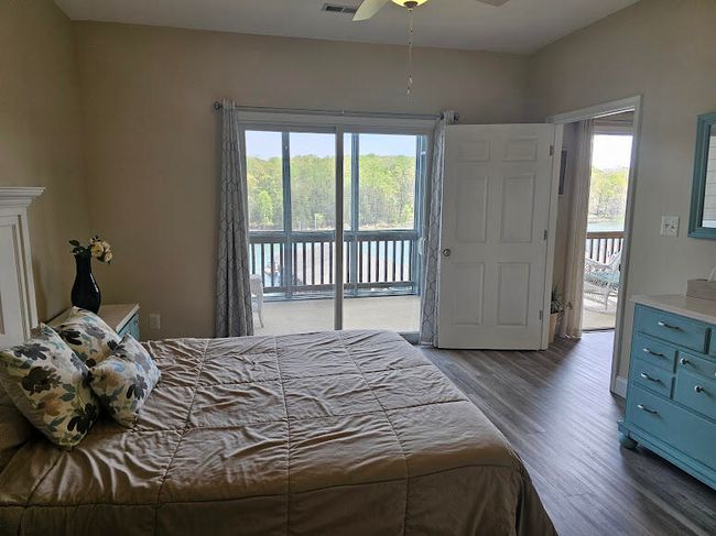 Primary bedroom | Image 32