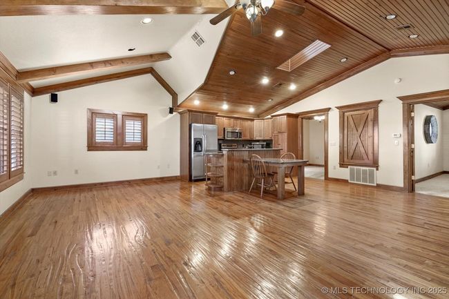 1338 E 34 Th St, House other with 2 bedrooms, 2 bathrooms and null parking in Tulsa OK | Image 6