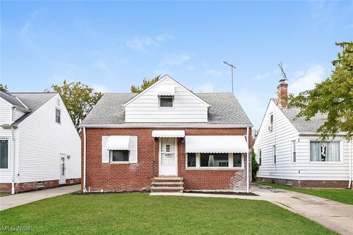 24891 Zeman Ave, Euclid, OH, 44123-1428 | Card Image