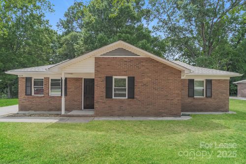 4634 Lawrence Orr Rd, Charlotte, NC, 28212-2405 | Card Image