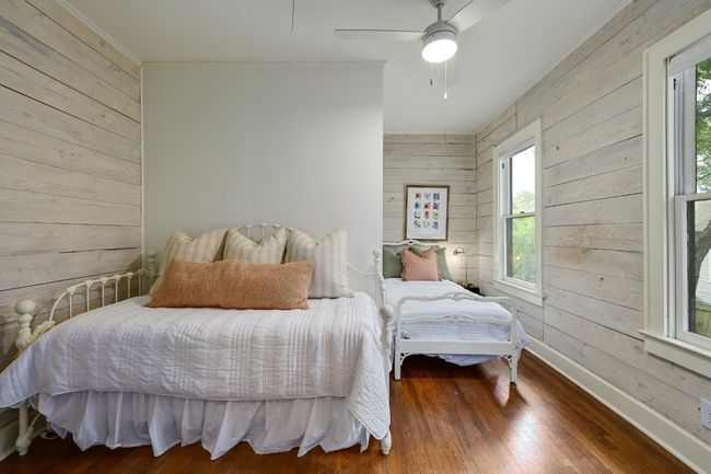 510 Academy Dr, House other with 3 bedrooms, 3 bathrooms and 2 parking in Austin TX | Image 16