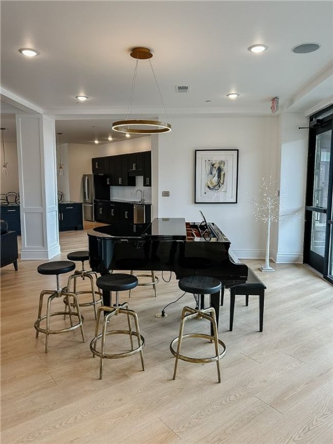 APT-413 - 1 1 St St, Condo with 3 bedrooms, 2 bathrooms and 1 parking in Oakmont PA | Image 15