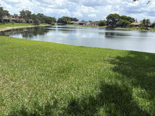 4763-4763 Nw 90th Ave, Sunrise, FL, 33351-5390 | Card Image