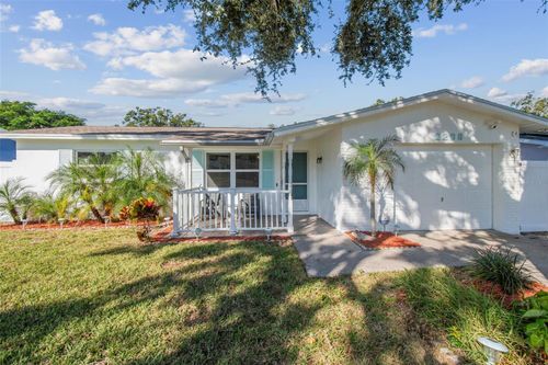 2208 Lauren Dr, Largo, FL, 33774-1503 | Card Image