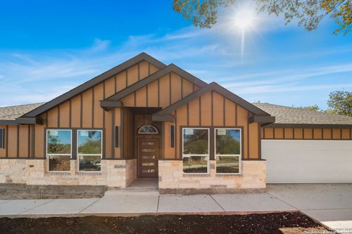 23102 Shady Forest Dr, Elmendorf, TX, 78112-6153 | Card Image