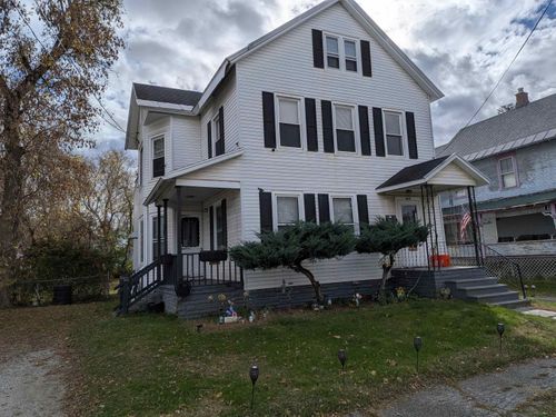 90 River St, Rutland, VT, 05701-3938 | Card Image