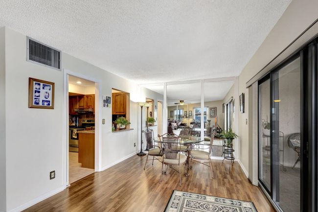 APT-316 - 313 Lake Cir, Condo with 2 bedrooms, 2 bathrooms and null parking in North Palm Beach FL | Image 13