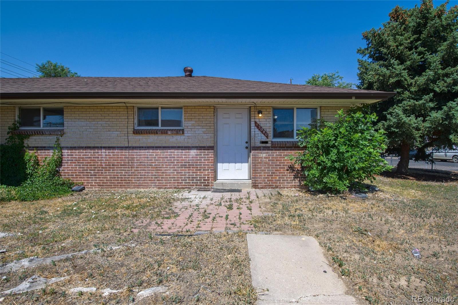 Residential Income in Aurora
